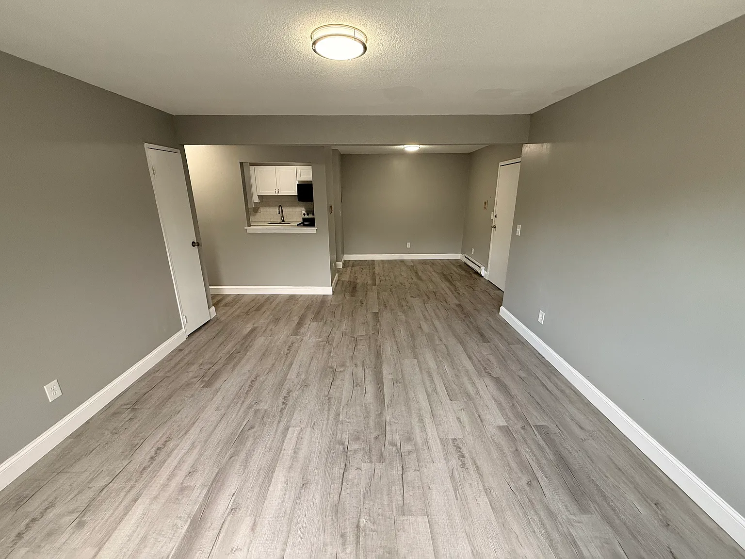 1 bed, 800 sqft, $1,450 — Photo 4