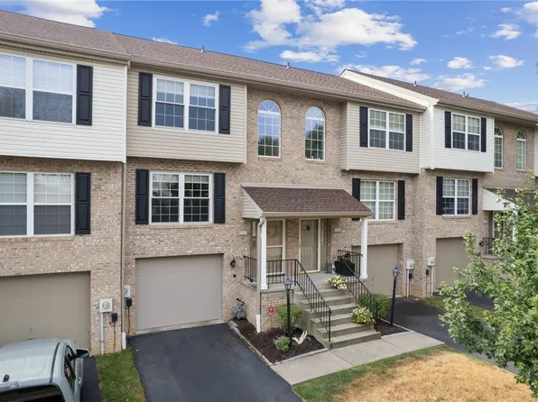 3080 Meadow Brook Ct, Gibsonia, PA 15044