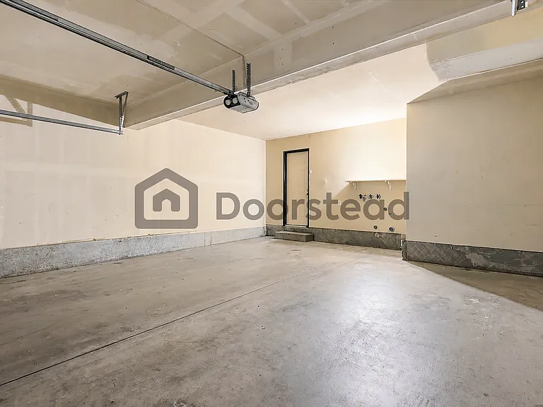3104 Jaguar Way #B — Photo 34