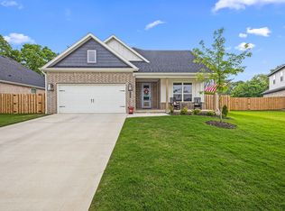 1302 Christman St, Pea Ridge, AR 72751