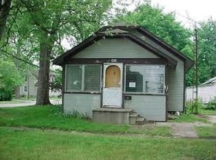 407 Spring St, Three Rivers, MI 49093