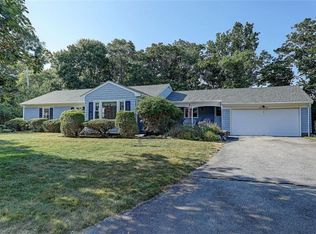2 Church Cove Rd, Bristol, RI 02809