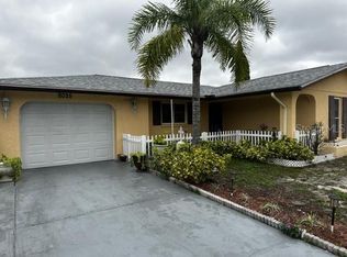 8025 Portage Dr, Port Richey, FL 34668