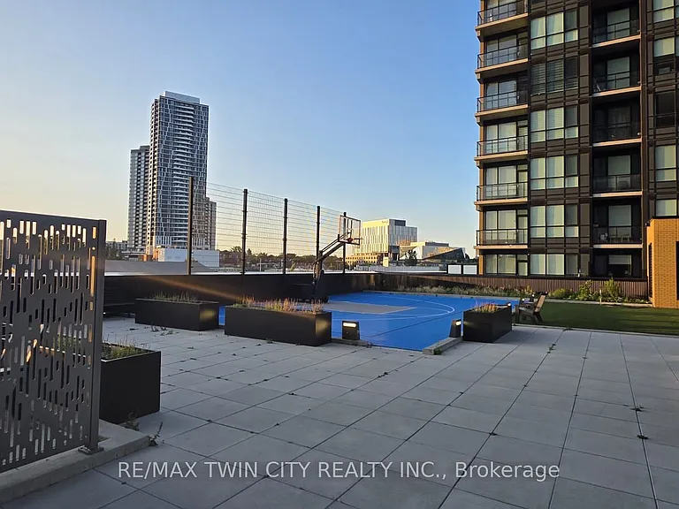 108 Garment St #405 — Photo 14