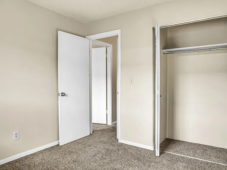 5030 El Camino Dr — Photo 13