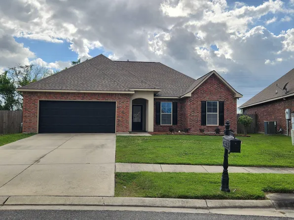 1932 Meadow Oak Dr, Saint Gabriel, LA 70776
