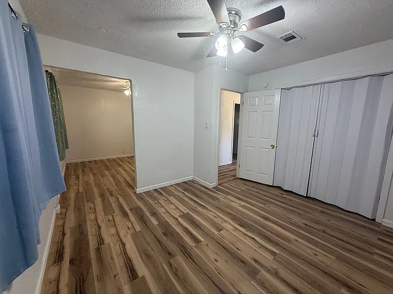 809 Spruce Ave — Photo 12