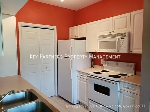 11609 Tomahawk Creek Pkwy — Photo 6