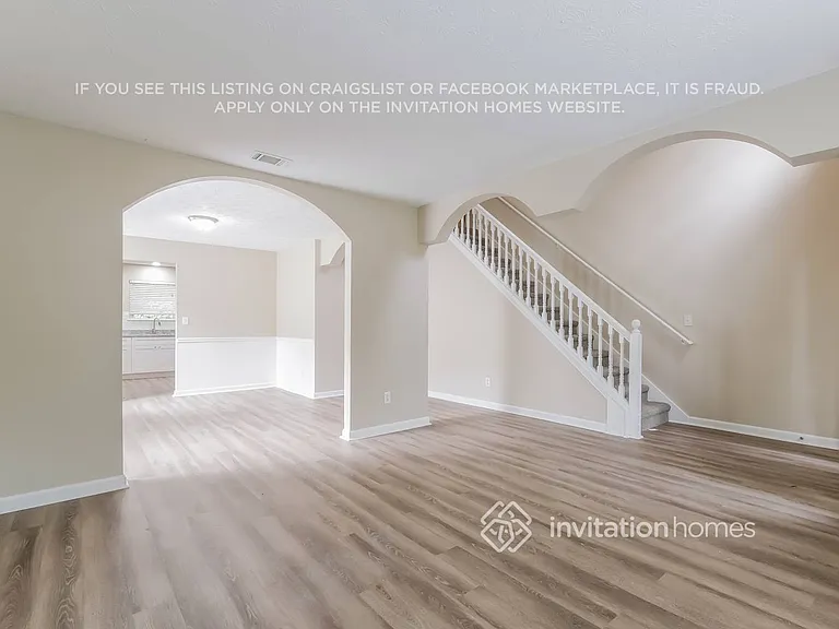 521 Michael Cir — Photo 8