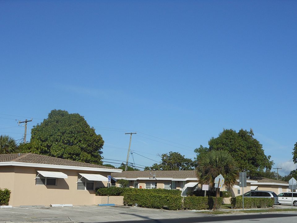 1st image of 3815 Parker Avenue