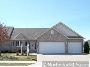 814 Aurora Cir, Red Wing, MN 55066