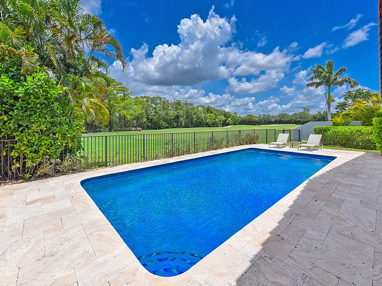 11204 Clover Leaf Cir — Photo 34