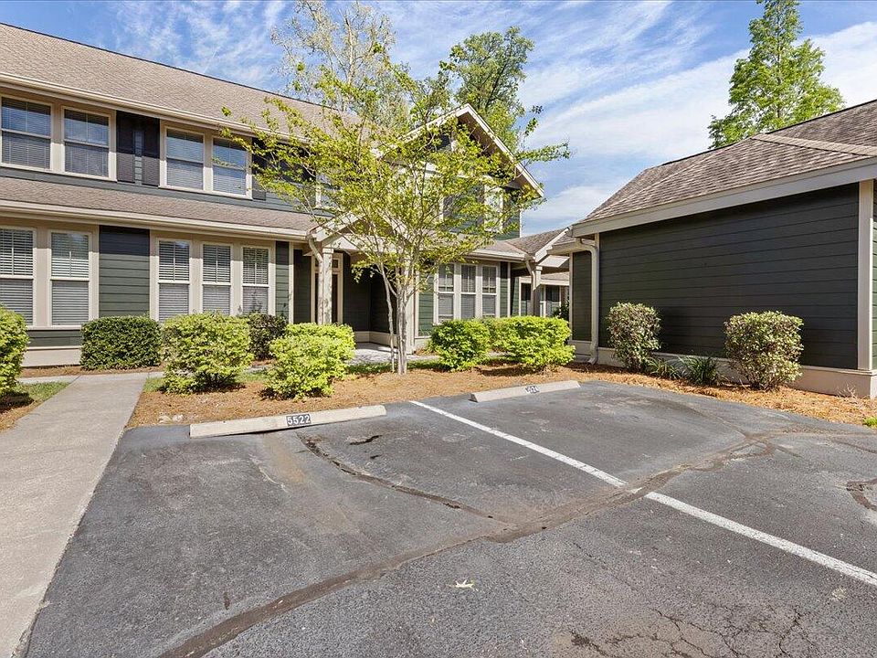 1st image of 5522 Colonial Chatsworth Cir