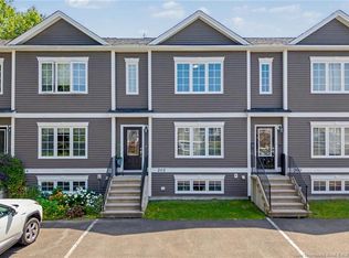 202 James St, Fredericton, NB E3G0N8