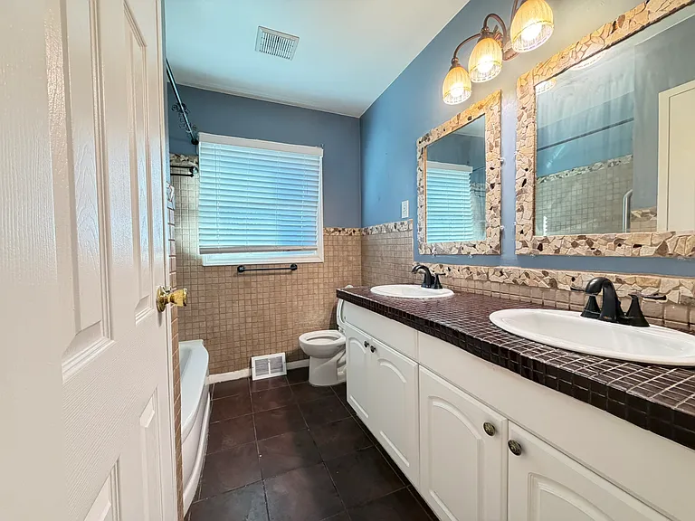 1030 Lakemont Rd — Photo 15