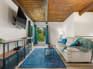 615 E Sabrina Rd SW, Calgary, AB T2W 1Y7