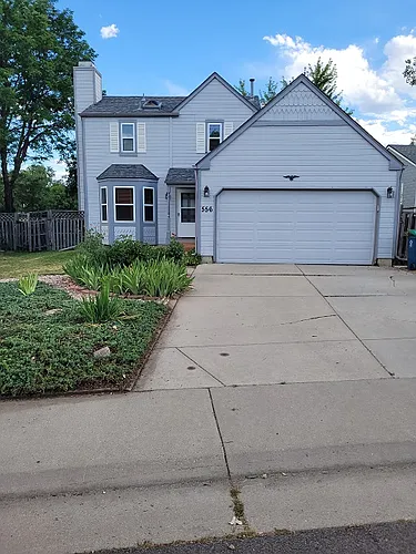 556 W Sycamore St Photo 1