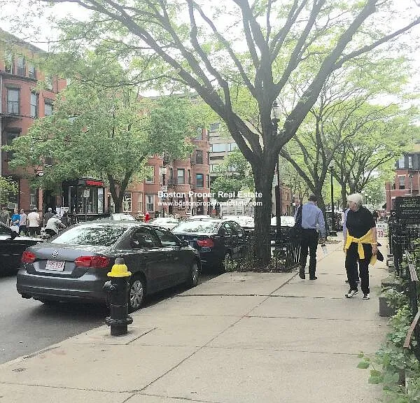289 Newbury St #5 — Photo 1