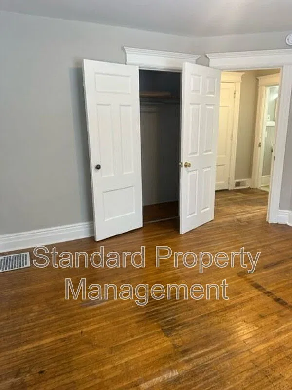 1 bed, 1.0 bath, $975 — Photo 4