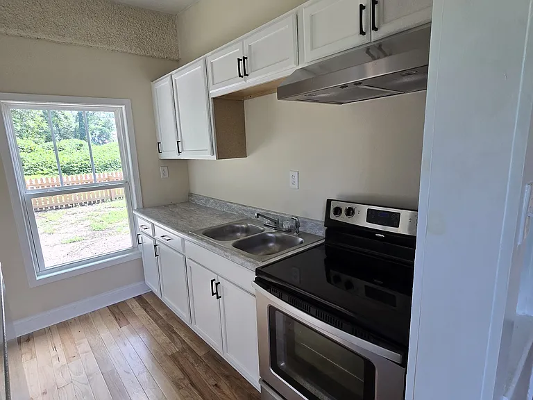 2513 Haden Ave #B — Photo 5