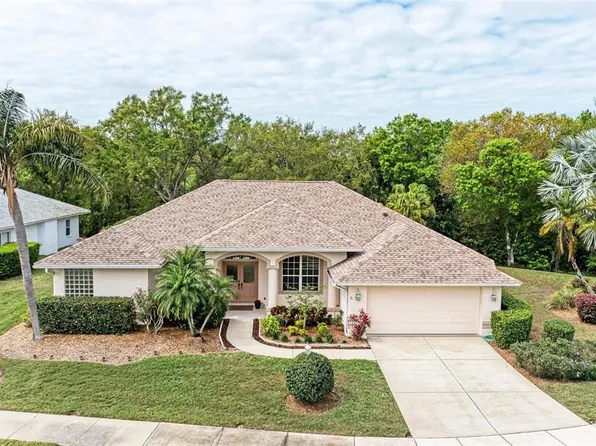 5289 Sunnydale Cir E, Sarasota, FL 34233