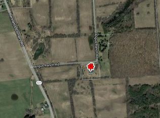 153 Angus Ranch Rd, Camillus, NY 13031