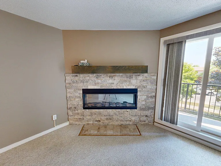 729 Deveron Cres #208 — Photo 19