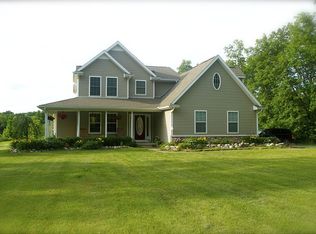 5761 Curdy Rd, Howell, MI 48855