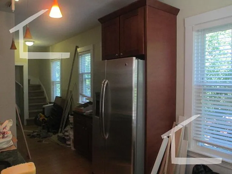 93 Surrey St #1 — Photo 5