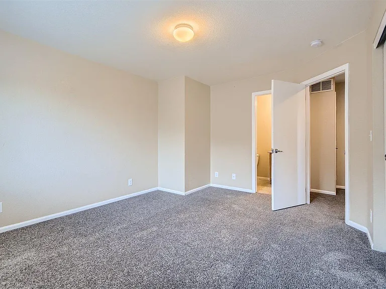 18817 E 57th Pl #A — Photo 21