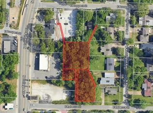 E Rebecca St #17-18A-19, Fayetteville, AR 72701