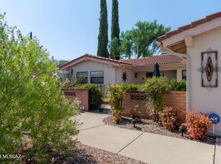 310 E Paseo Chuparosas, Green Valley, AZ 85614