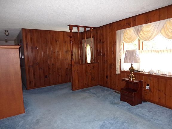5th image of 47 Jill Ave