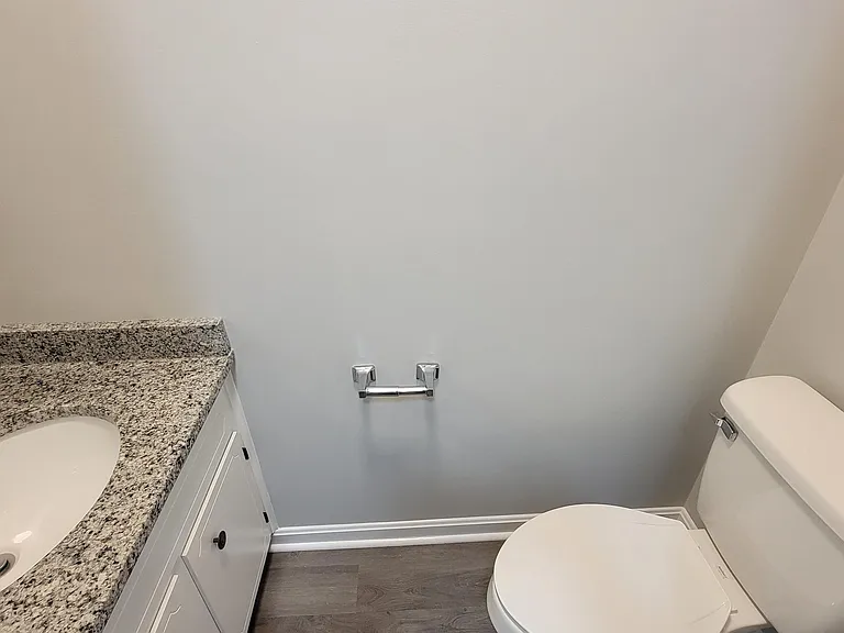 830 Larch Way #1 — Photo 19