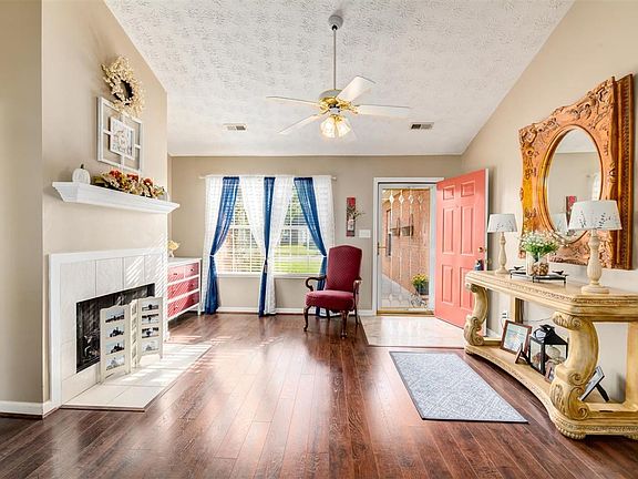 4th image of 1418 Bens View Ct