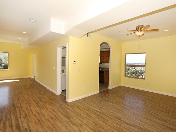 5th image of 3604 Parrish Ave