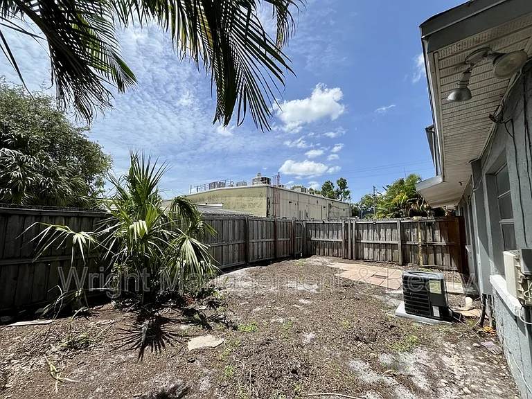 505 S Westland Ave #D — Photo 16