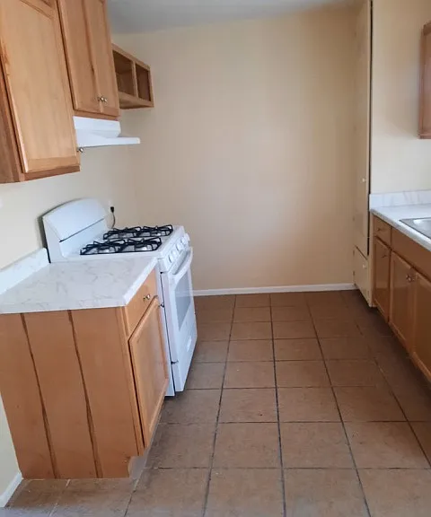 1691 Garden Dr #E — Photo 10
