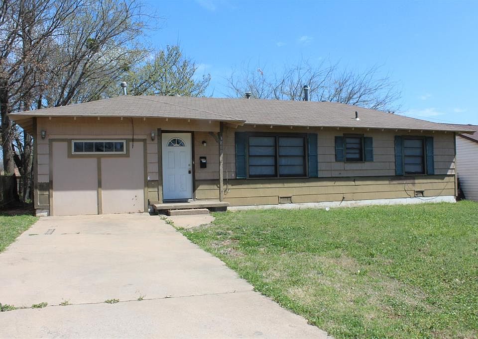 1st image of 3800 Woodside Dr