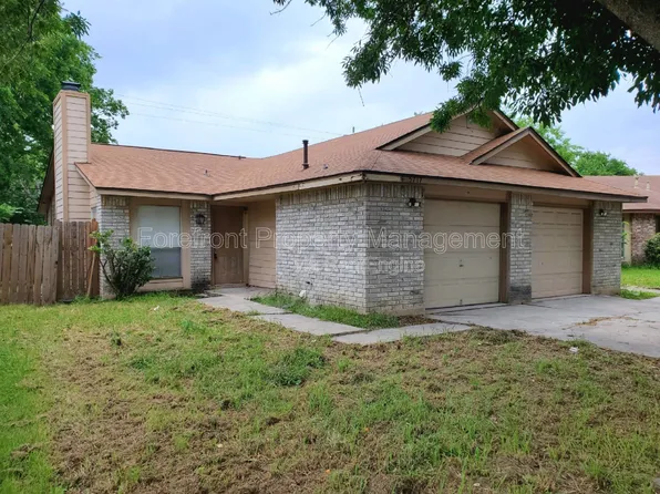 5717 Lochmoor, San Antonio, TX 78244