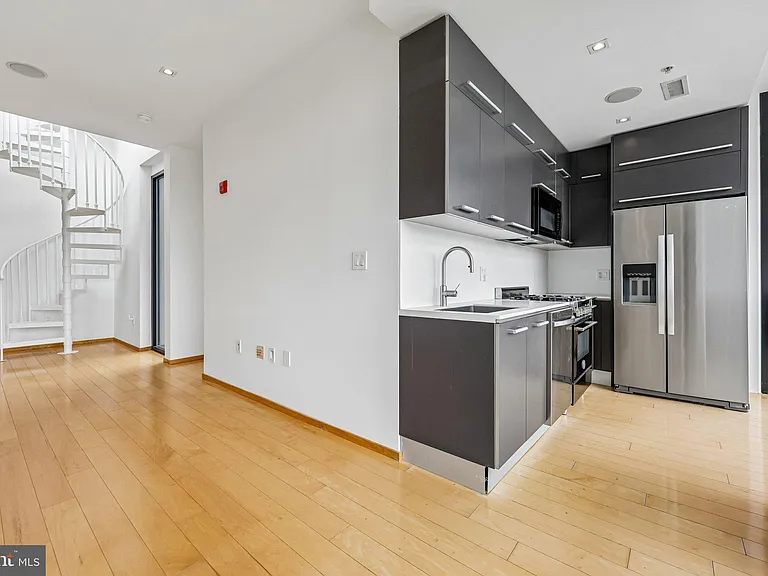 2250 11th St NW #401 — Photo 14