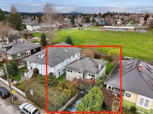 650 Wilson St, Victoria, BC V9A 3H2