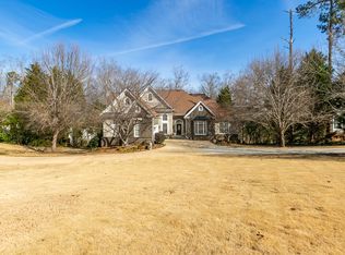 2724 Lone Star Ct, Snellville, GA 30039