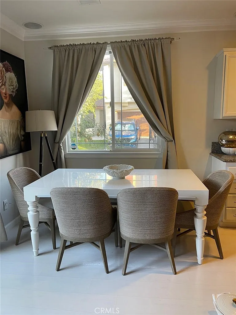 3 bed, 2.5 bath, 1533 sqft, $3,450 — Photo 4