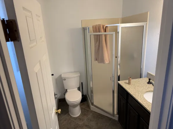 990 NW 161st Ter, Beaverton, OR 97006