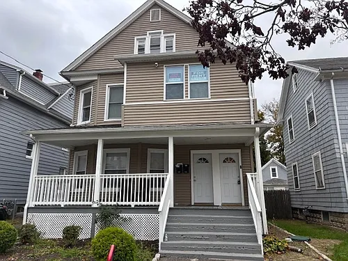 759 Wood Ave #3 Photo 1