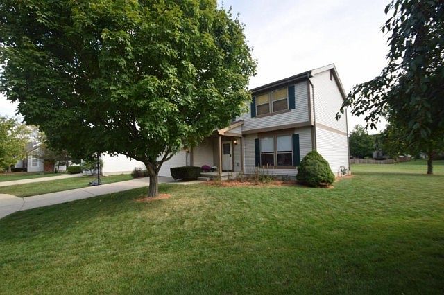 1st image of 4840 Pleasant Woods Ct