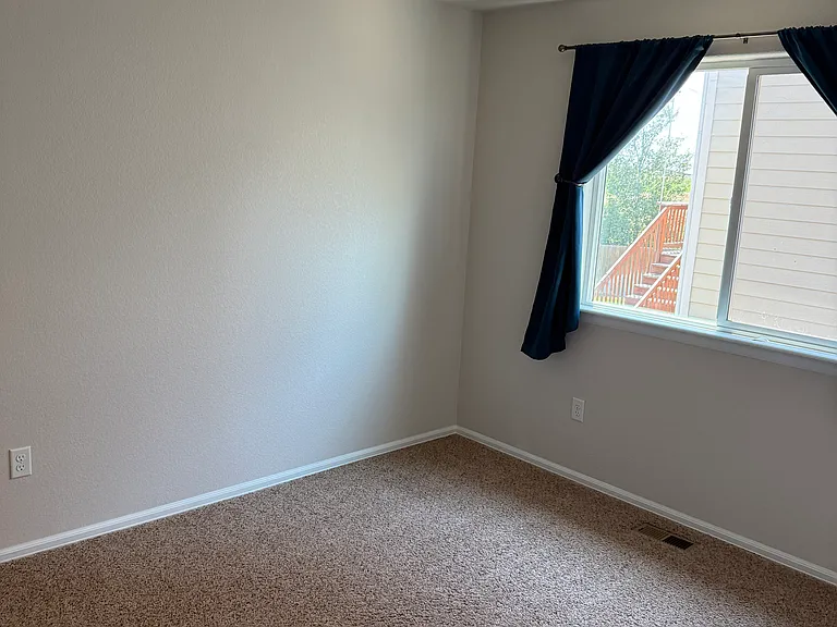 908 W Union Ave — Photo 16