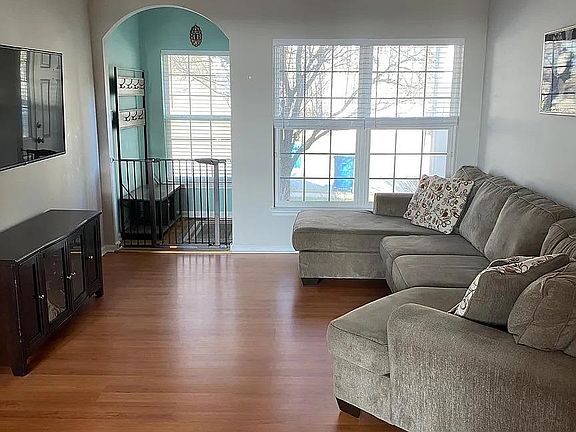 3rd image of 138 Madison Way