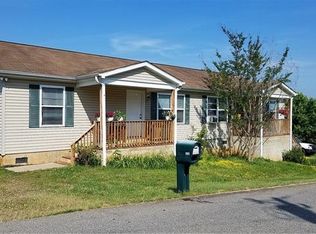 28 Spicewood Rd, Weaverville, NC 28787